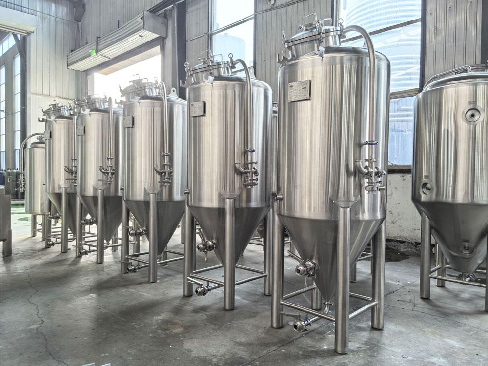 <b>5HL Single wall beer fermenter</b>
